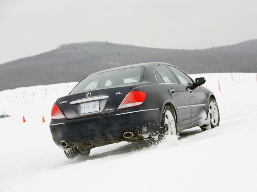  Acura RL (KB1) 2004 года  (фото 4 из 28)